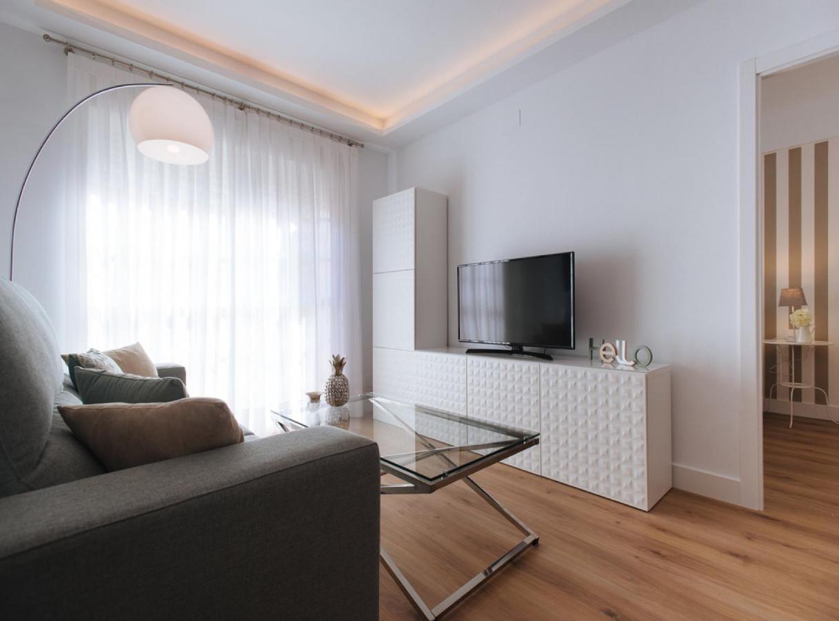 Azahares Suite Apartment Seville Exterior photo